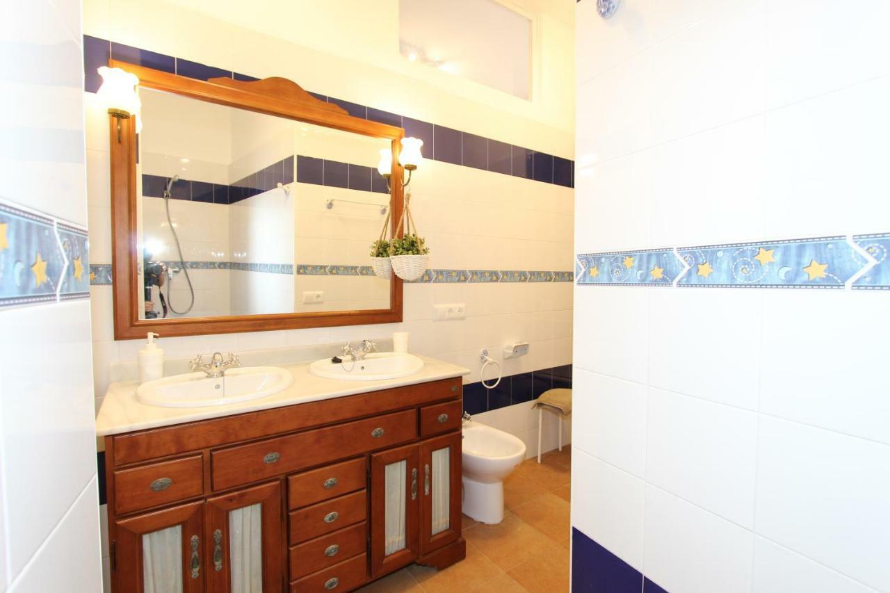 Apartamento Ollerias Málaga Exteriör bild