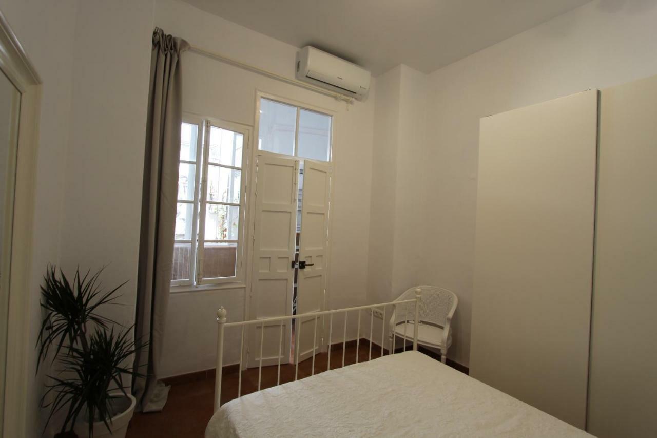 Apartamento Ollerias Málaga Exteriör bild