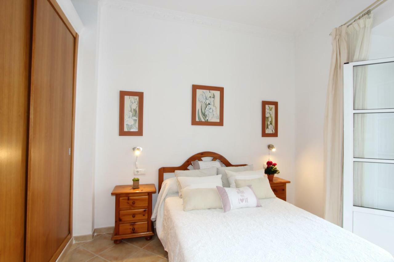 Apartamento Ollerias Málaga Exteriör bild