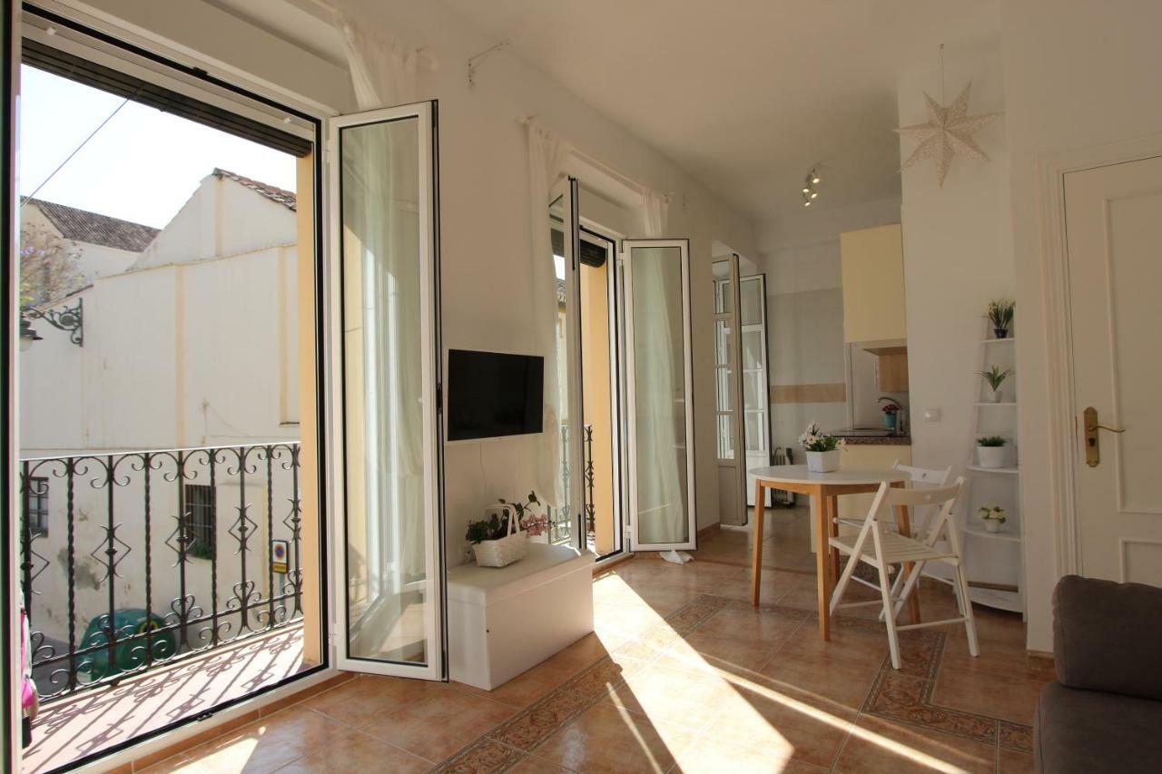 Apartamento Ollerias Málaga Exteriör bild