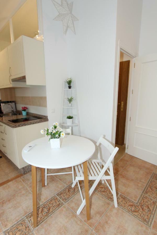 Apartamento Ollerias Málaga Exteriör bild